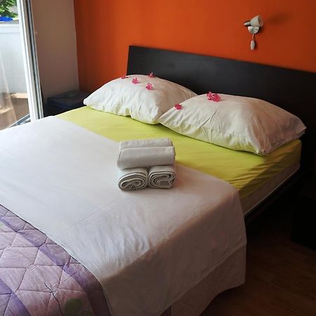 Guest House Tina 라브 외부 사진